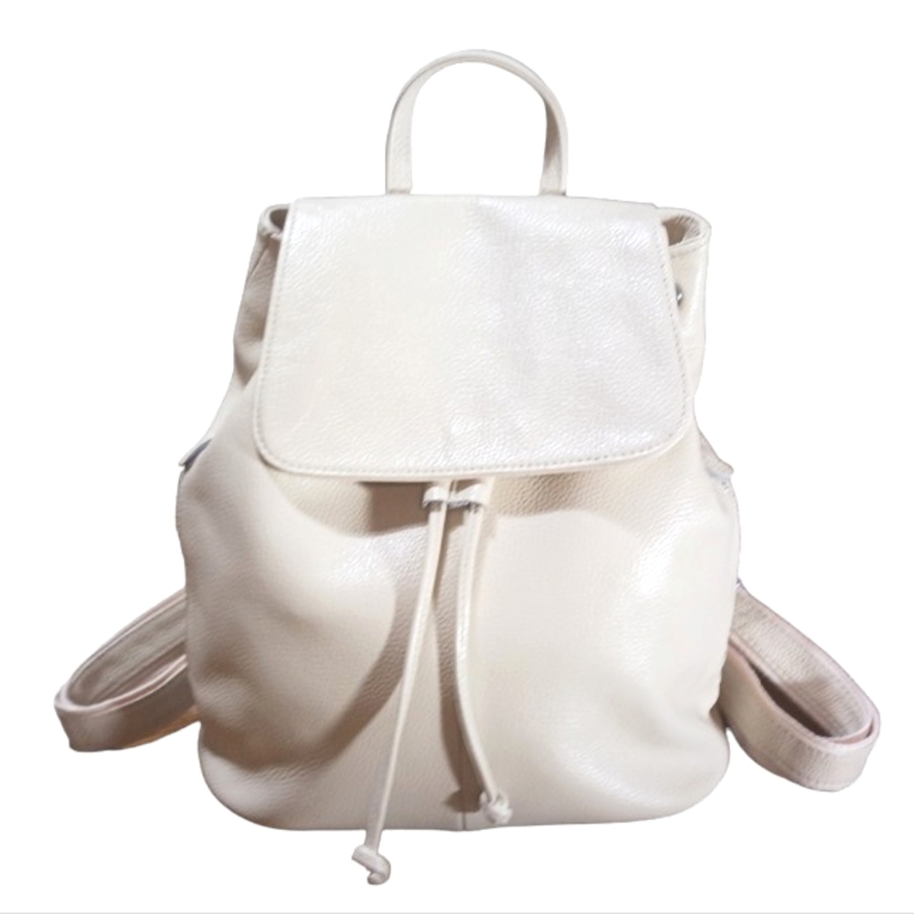 NEW Boyatu Off White Cream Pebbled Leather Backpack Bag